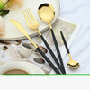 Set de 24 tacamuri, elegant si rafinat, cu un finisaj luxos, negru cu auriu