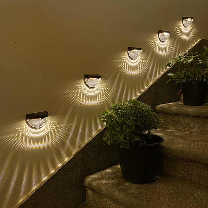 Lichidare de stoc. Set 2 Lampi solare de perete 6 Led cu senzor de lumina